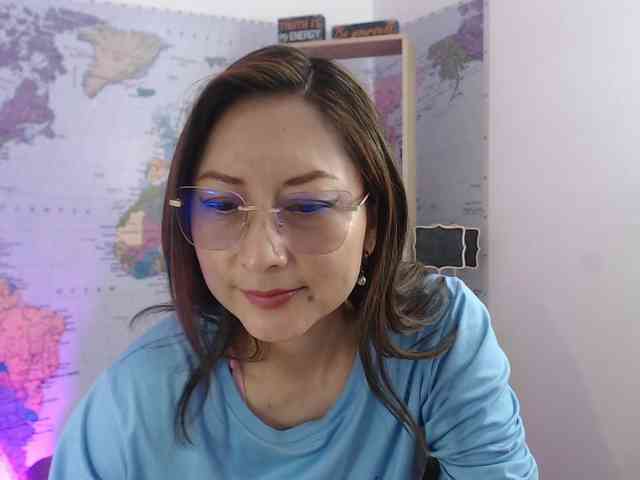 EvelynnMiller webcam