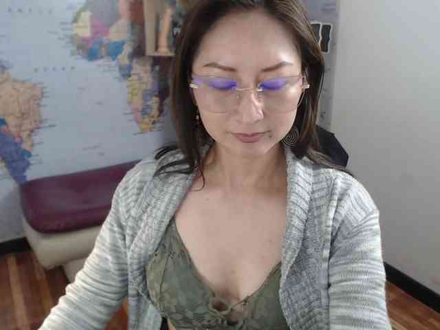 EvelynnMiller webcam