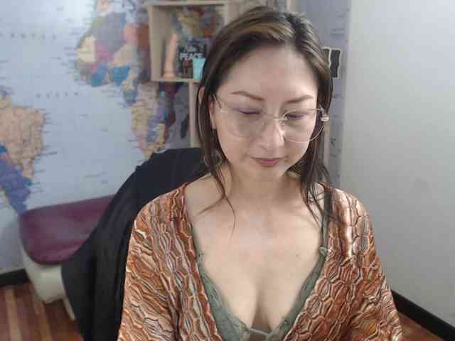 EvelynnMiller webcam