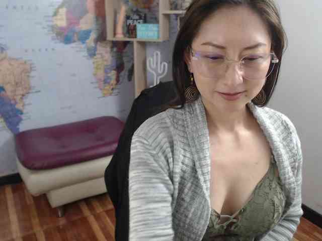 EvelynnMiller webcam