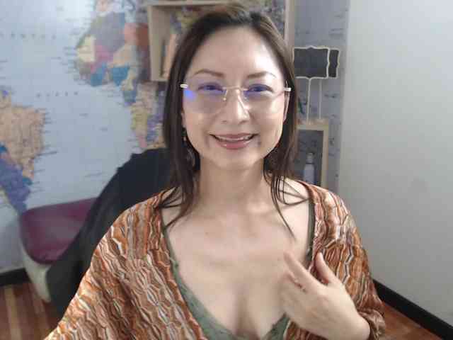 EvelynnMiller webcam