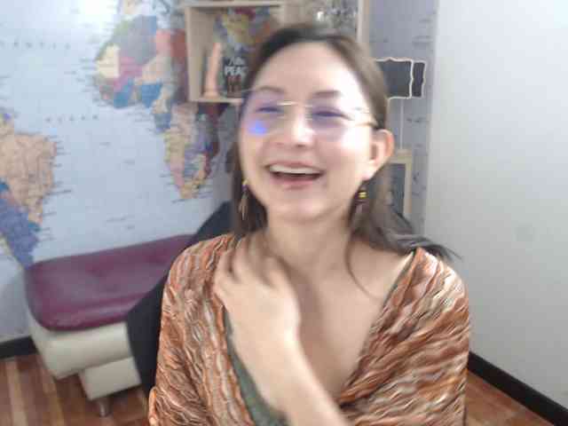 EvelynnMiller webcam