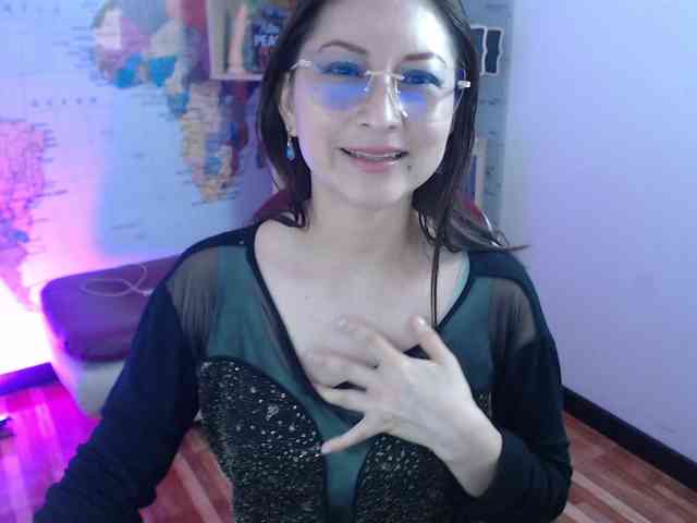 EvelynnMiller webcam