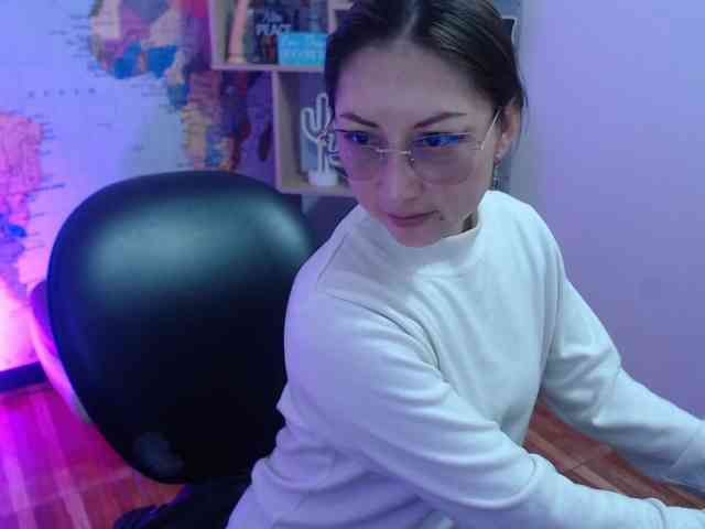 EvelynnMiller webcam