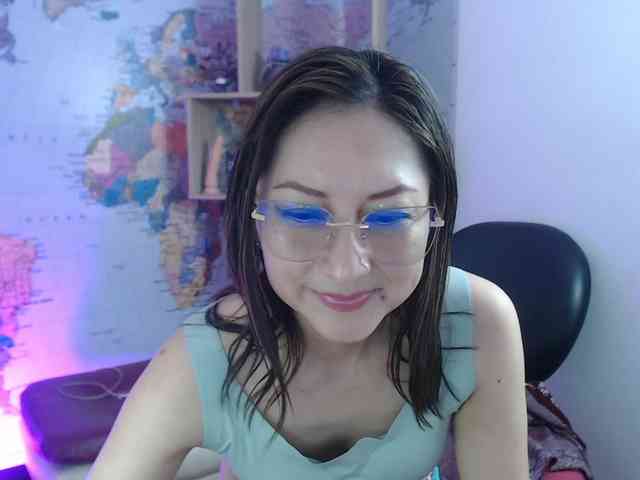 EvelynnMiller webcam
