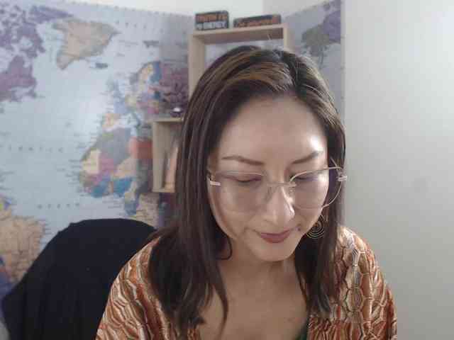 EvelynnMiller webcam