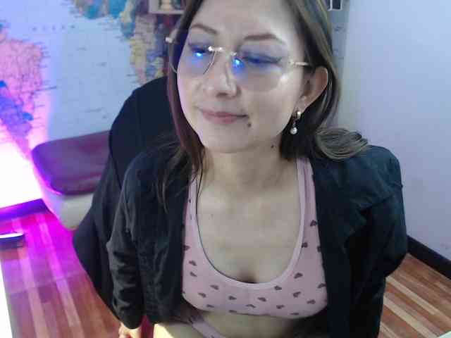 EvelynnMiller webcam