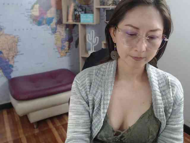 EvelynnMiller webcam