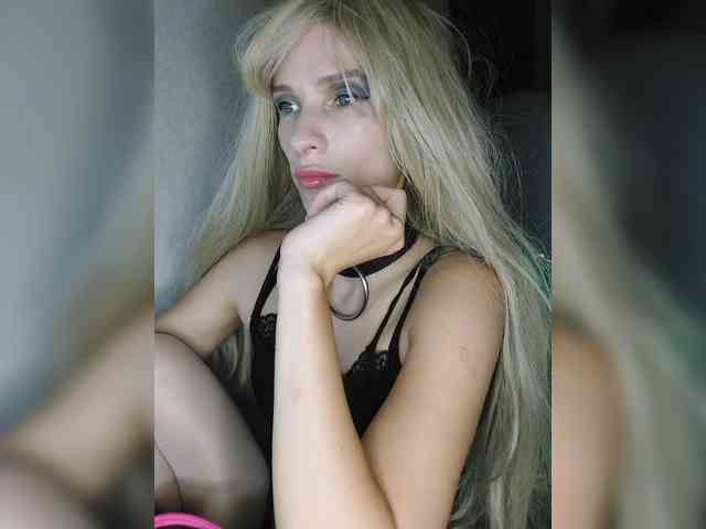 WickedWycche webcam