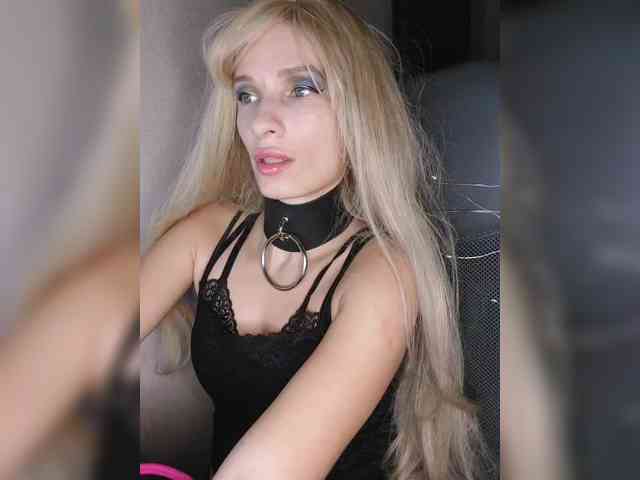 WickedWycche webcam