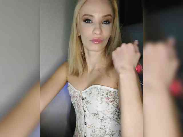WickedWycche webcam