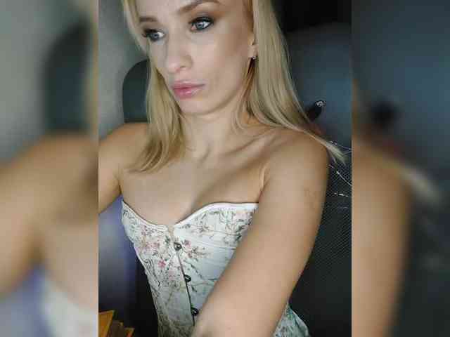 WickedWycche webcam