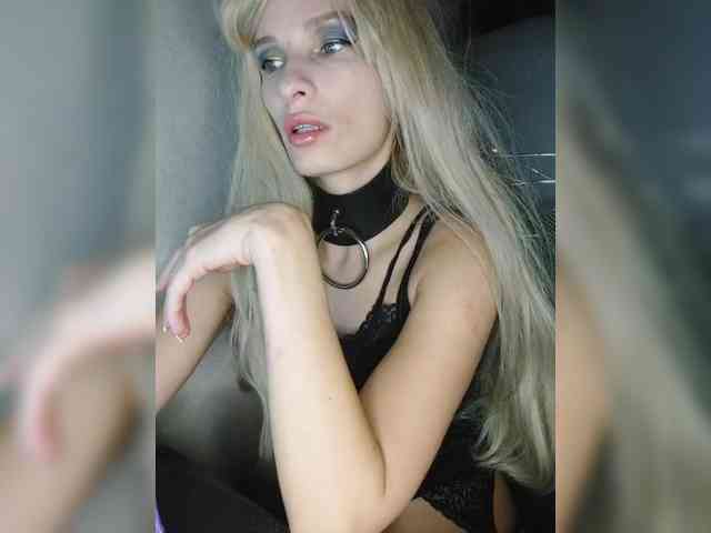 WickedWycche webcam