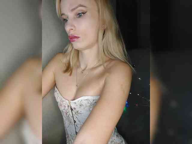 WickedWycche webcam