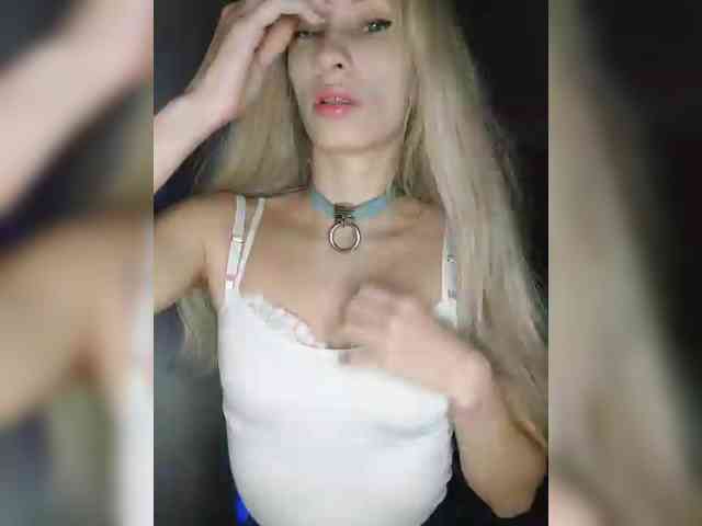 WickedWycche webcam