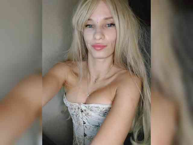 WickedWycche webcam