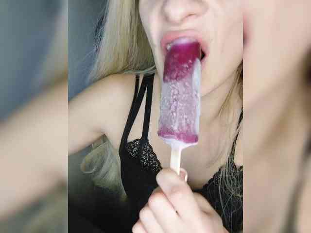 WickedWycche webcam