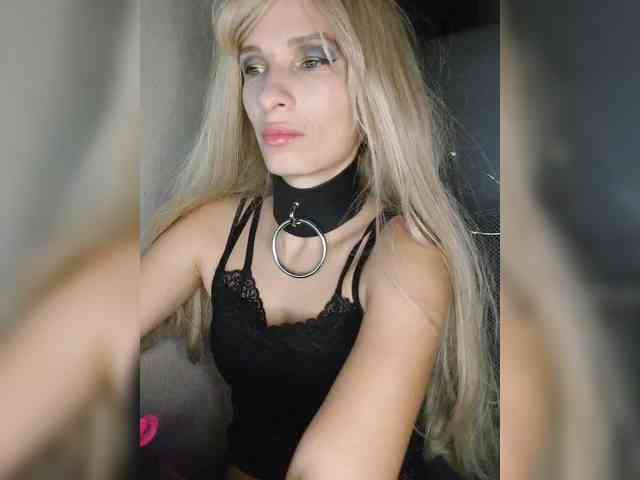 WickedWycche webcam