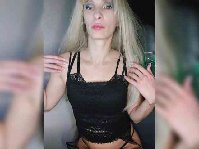 WickedWycche webcam