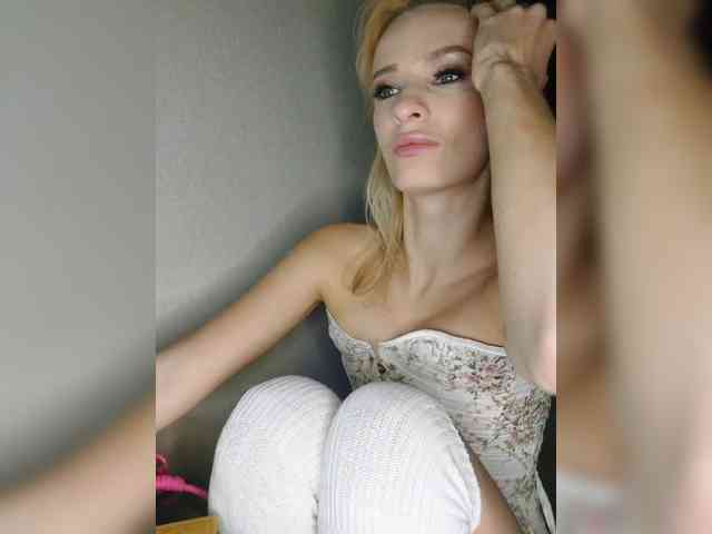 WickedWycche webcam