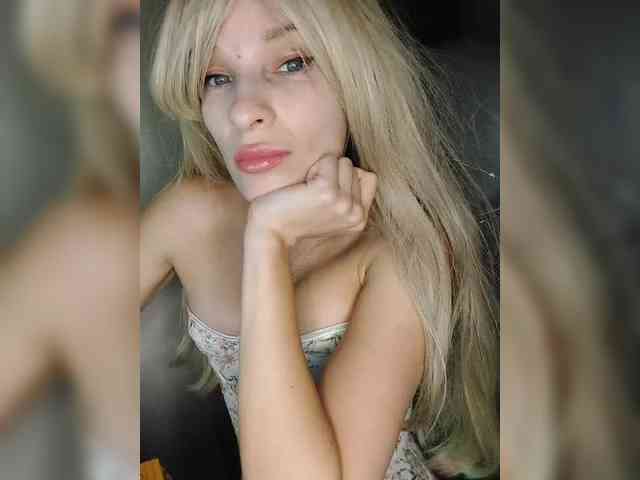 WickedWycche webcam
