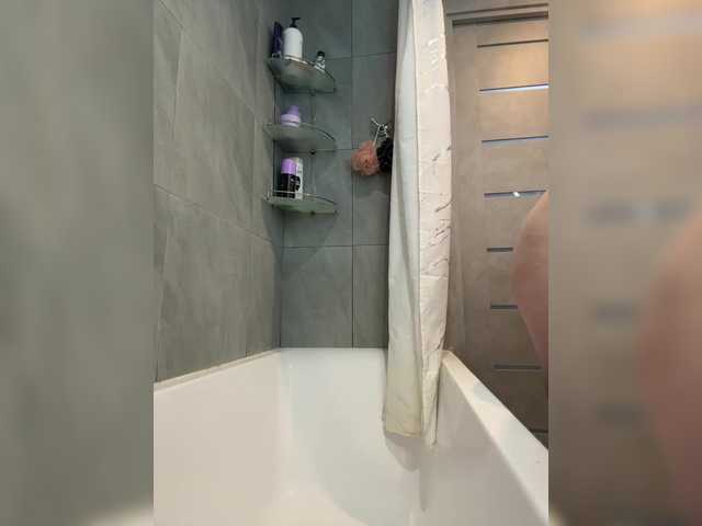 Vai a chattare su ANASTEIKK ANASTEIKK