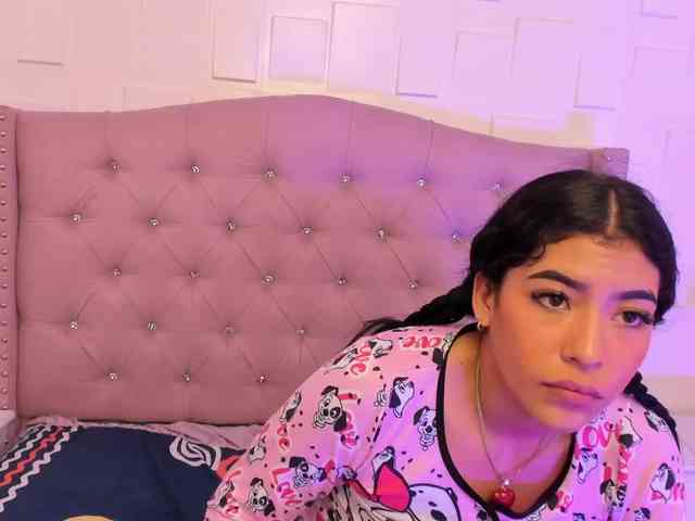 YunnyFox webcam