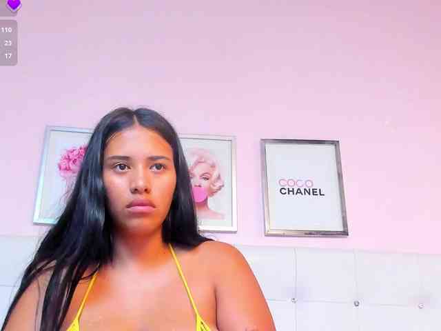 AndreaNavas webcam