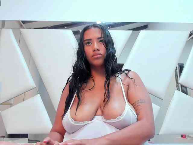 AndreaNavas webcam