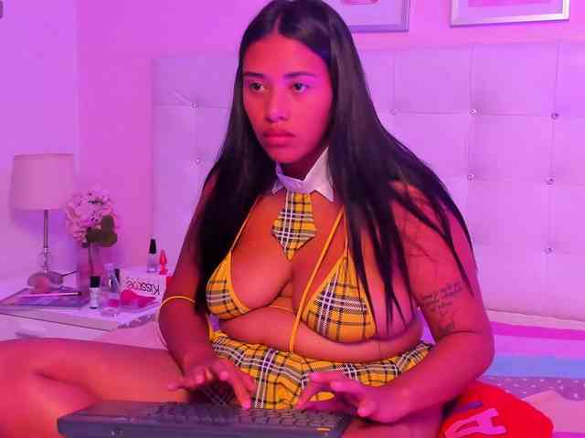 AndreaNavas webcam