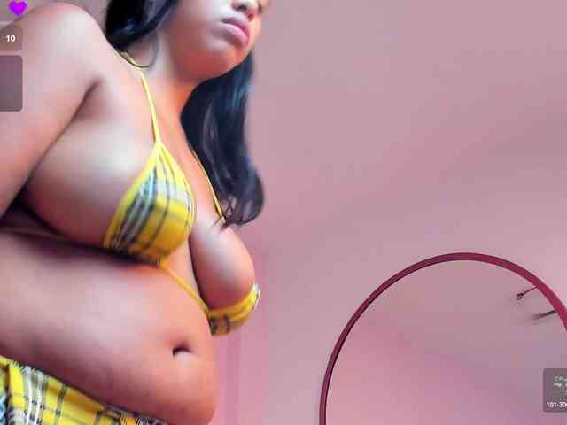 AndreaNavas webcam