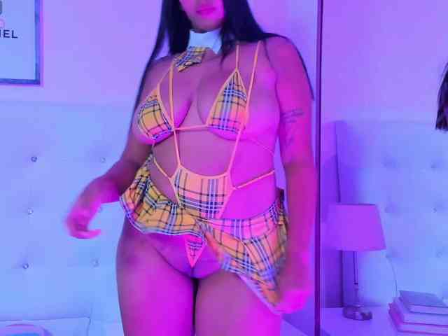 AndreaNavas webcam