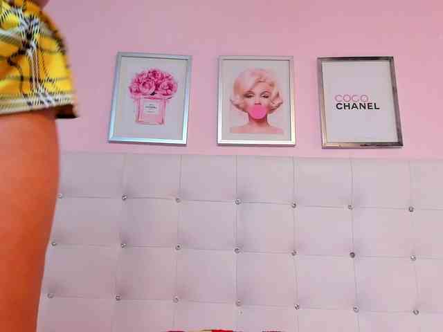 AndreaNavas webcam
