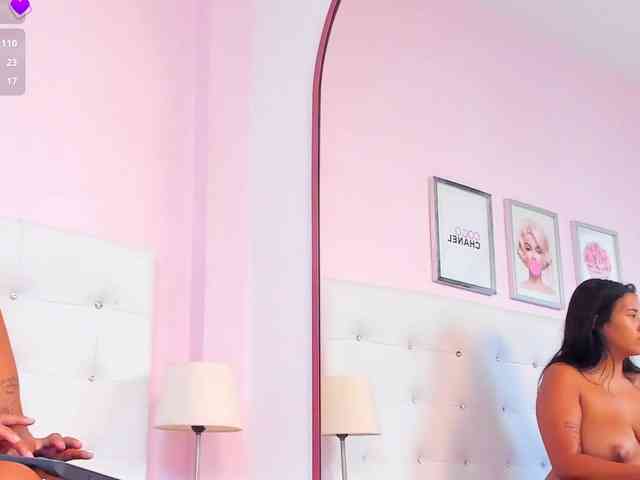 AndreaNavas webcam