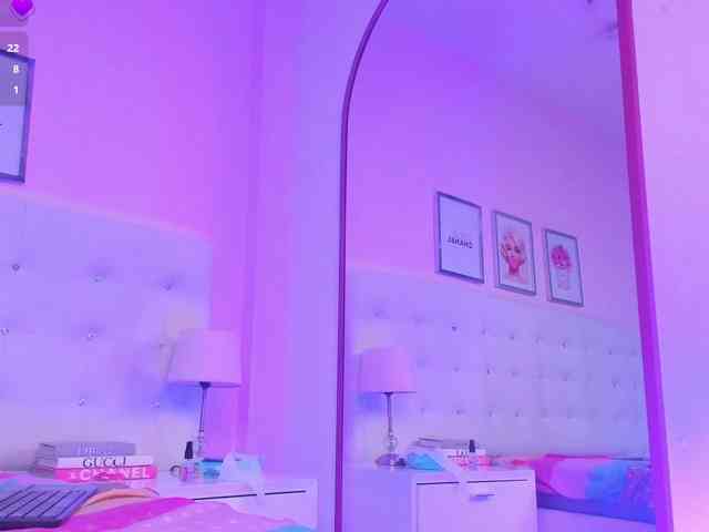 AndreaNavas webcam