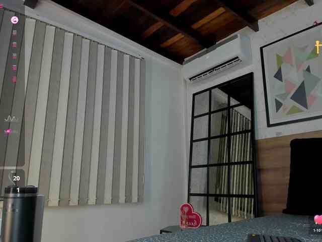 VioletaRossi webcam