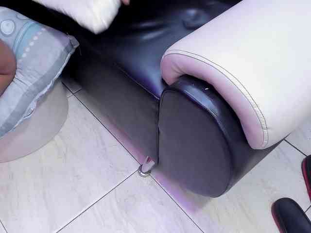 Daring-Latinavip webcam