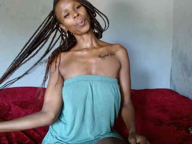 SuUGABABE webcam