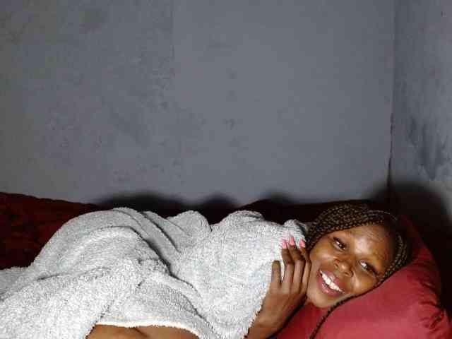 SuUGABABE webcam
