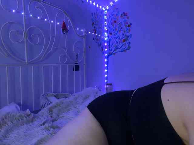 MoiraSesay webcam