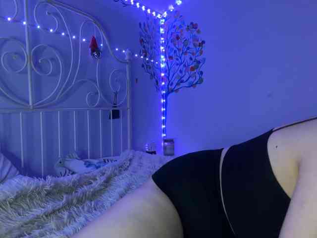 MoiraSesay webcam