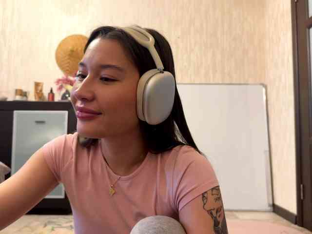 LakishaYanish webcam