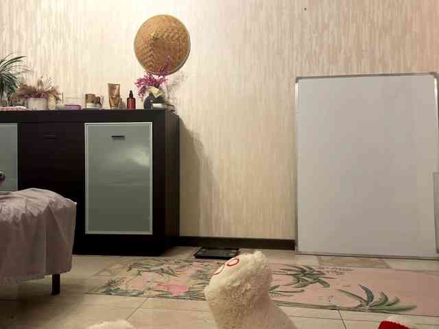 LakishaYanish webcam