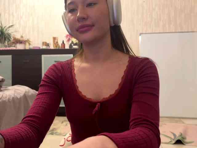 LakishaYanish webcam