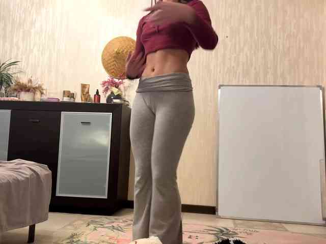 LakishaYanish webcam