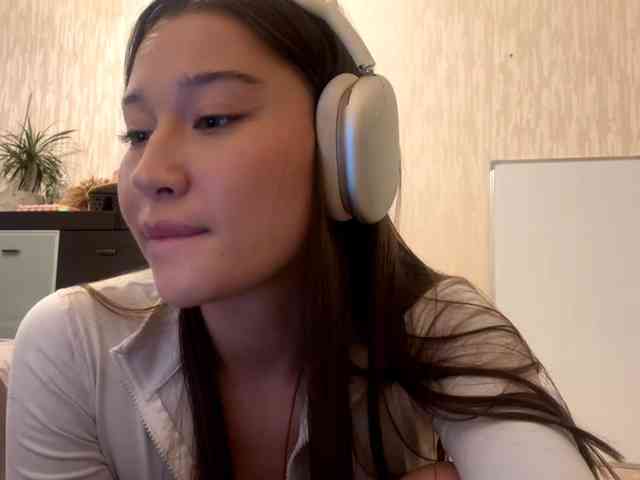 LakishaYanish webcam