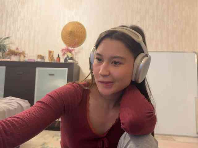 LakishaYanish webcam