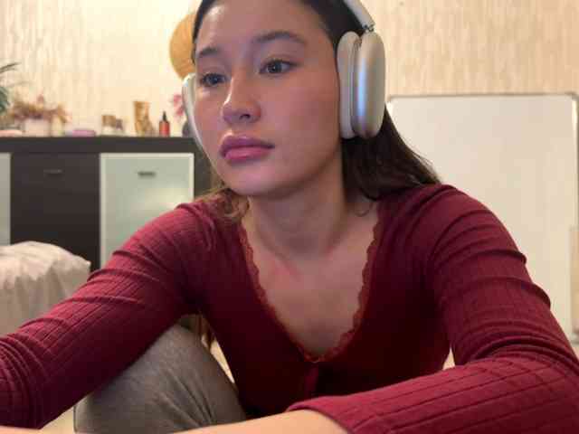 LakishaYanish webcam