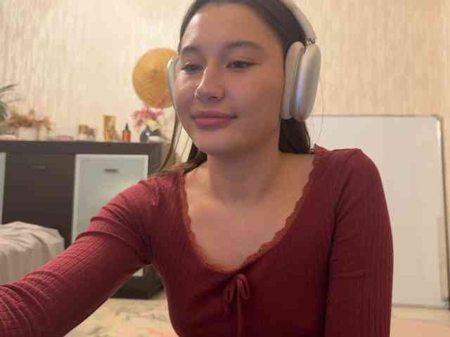 LakishaYanish webcam