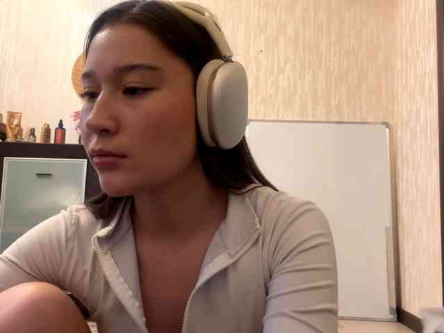 LakishaYanish webcam